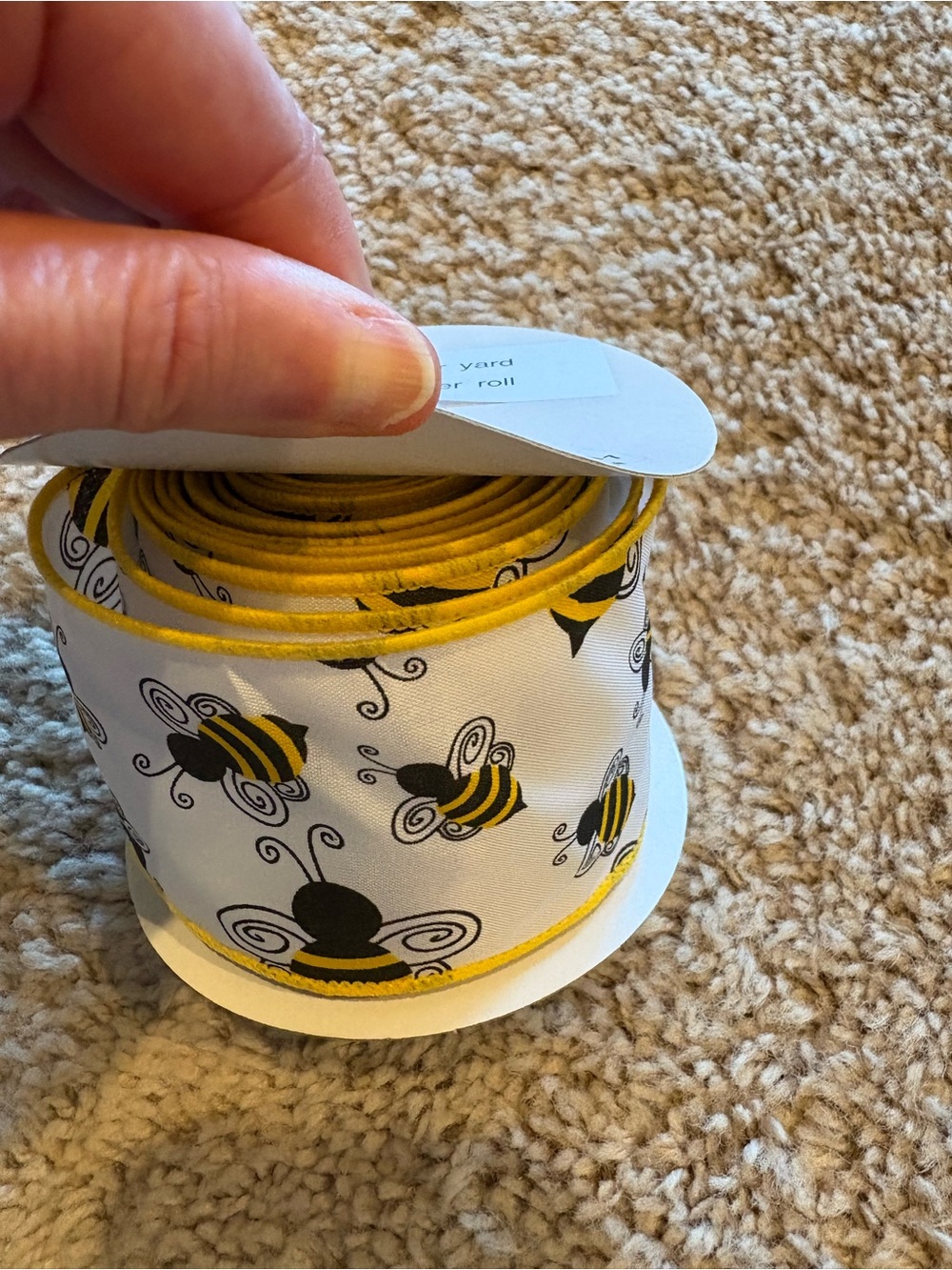Yellow Bee Pattern Wired Ribbon - Picture 4 of 4